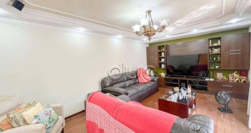 Casa para venda em São Dimas de 298.00m² com 3 Quartos, 1 Suite e 3 Garagens