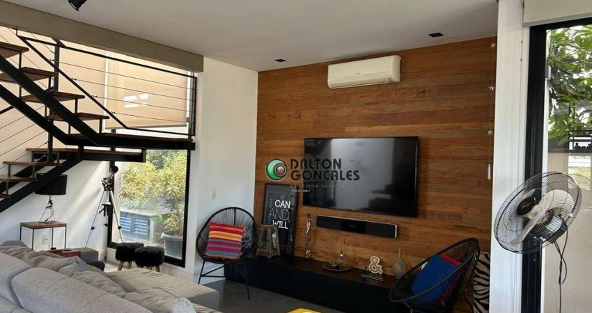 Sobrado para alugar em Jardim Residencial Alto De Itaici de 220.00m² com 3 Quartos, 3 Suites e 4 Garagens