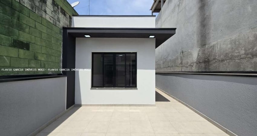 Casa para venda em Braz Cubas de 125.00m² com 2 Quartos, 1 Suite e 2 Garagens