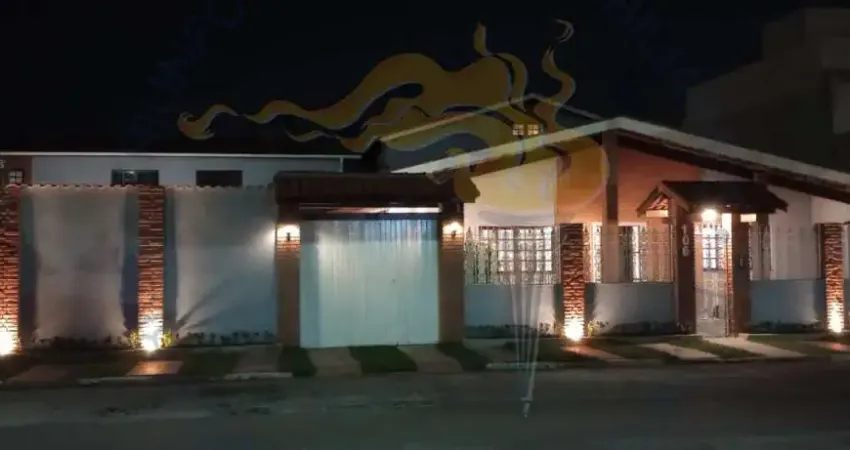 Casa de Condomínio para venda em Jardim Altos De Suzano de 516.00m² com 4 Quartos, 1 Suite e 4 Garagens