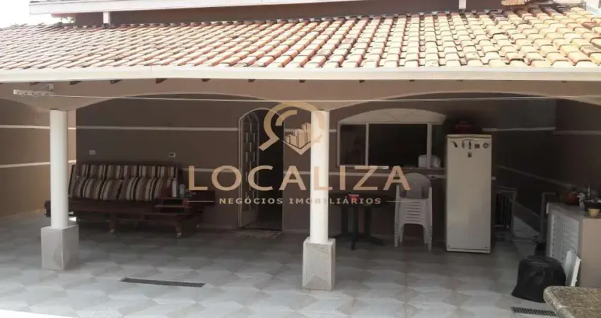 Casa para venda em Jardim Americano de 300.00m² com 3 Quartos, 1 Suite e 4 Garagens
