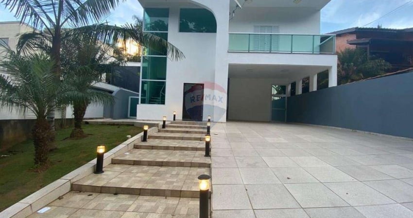Casa de Condomínio para alugar em Cidade Parquelandia de 300.00m² com 3 Quartos, 1 Suite e 6 Garagens