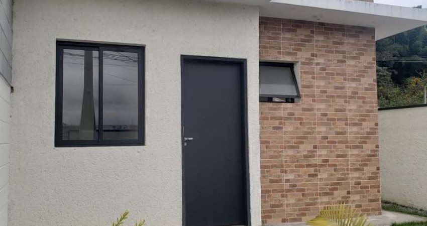Casa para venda em Vila São Paulo de 62.00m² com 2 Quartos, 2 Suites e 1 Garagem