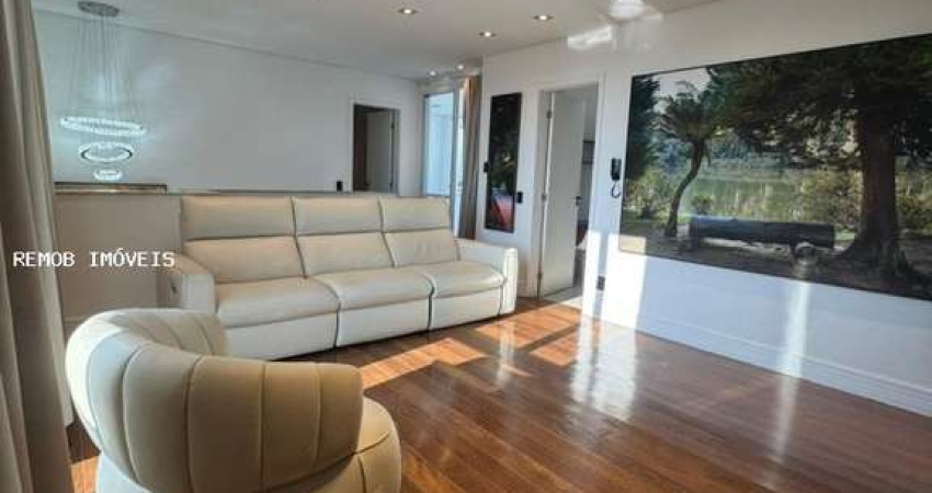 Cobertura para alugar em Centro de 227.00m² com 3 Quartos, 3 Suites e 4 Garagens