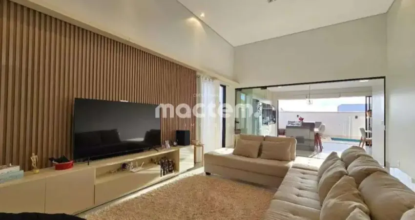 Casa de Condomínio para venda em Vila Do Golf de 208.00m² com 3 Quartos, 3 Suites e 4 Garagens