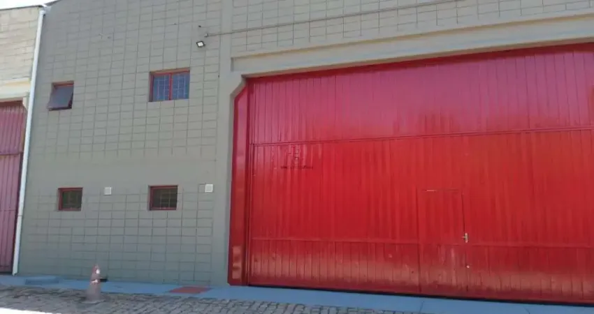 Galpão / Depósito / Armazém para alugar em Iporanga de 1000.00m²