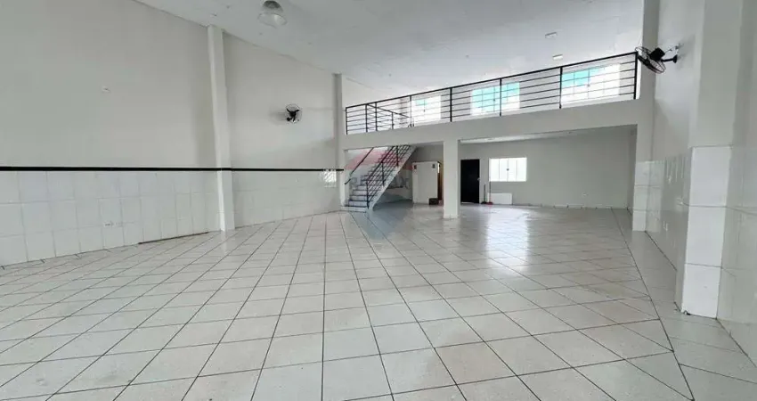 Prédio Comercial para alugar em Parque Industrial de 295.11m² com 3 Garagens