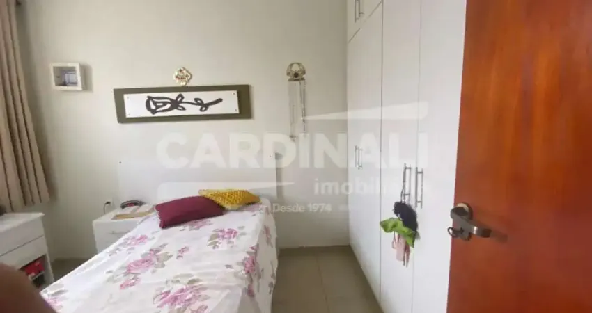 Casa para venda em Vila Prado de 246.00m² com 1 Quarto, 1 Suite e 2 Garagens
