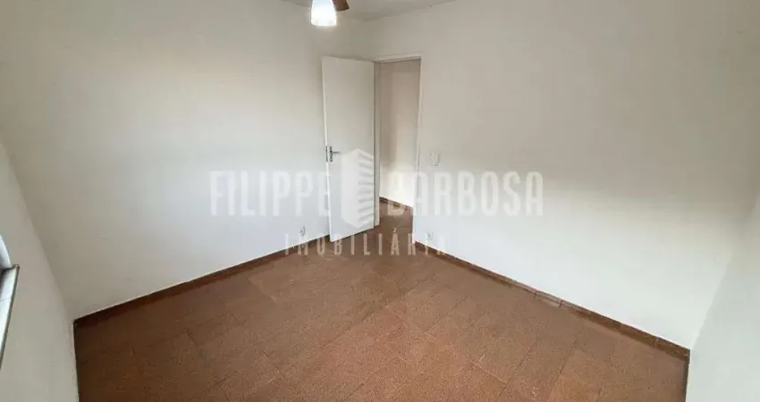 Casa para alugar em Brás de Pina de 40.00m² com 2 Quartos