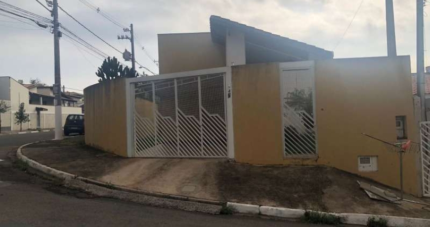 Casa para venda em Parque Das Laranjeiras de 257.62m² com 3 Quartos, 1 Suite e 2 Garagens