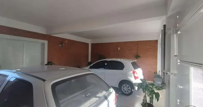 Casa para venda em Vila São Luiz de 340.00m² com 4 Quartos, 1 Suite e 2 Garagens
