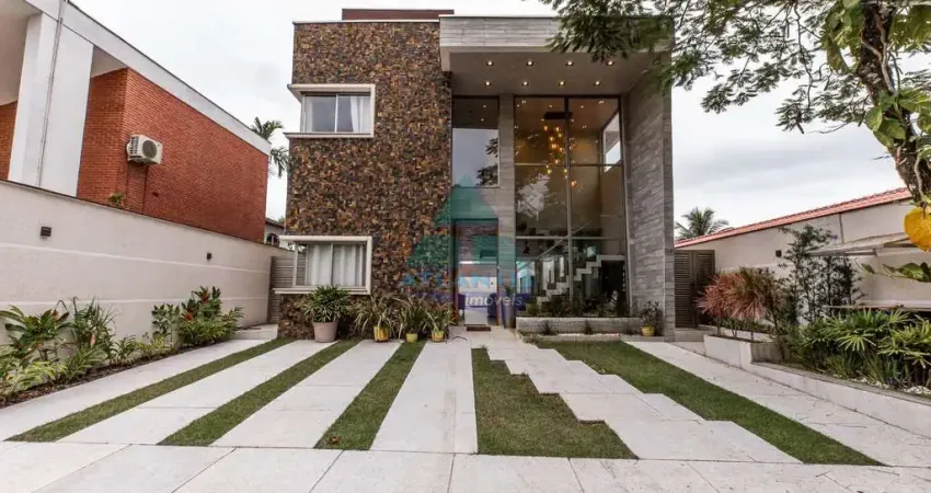 Casa para venda em Condomínio Lagoinha de 359.00m² com 5 Quartos, 5 Suites e 4 Garagens