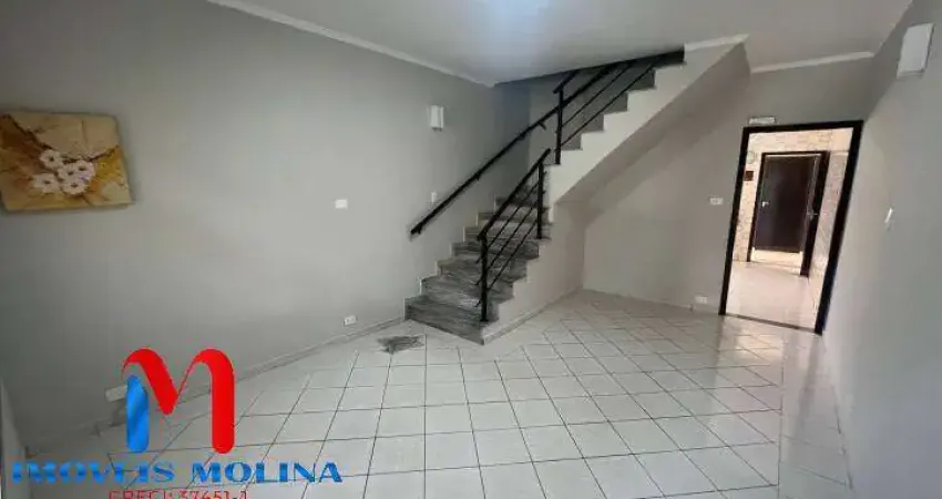 Sobrado para alugar em Santa Maria de 122.00m² com 2 Quartos e 1 Garagem