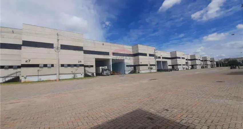 Galpão / Depósito / Armazém para alugar em Éden de 832.00m² com 20 Garagens