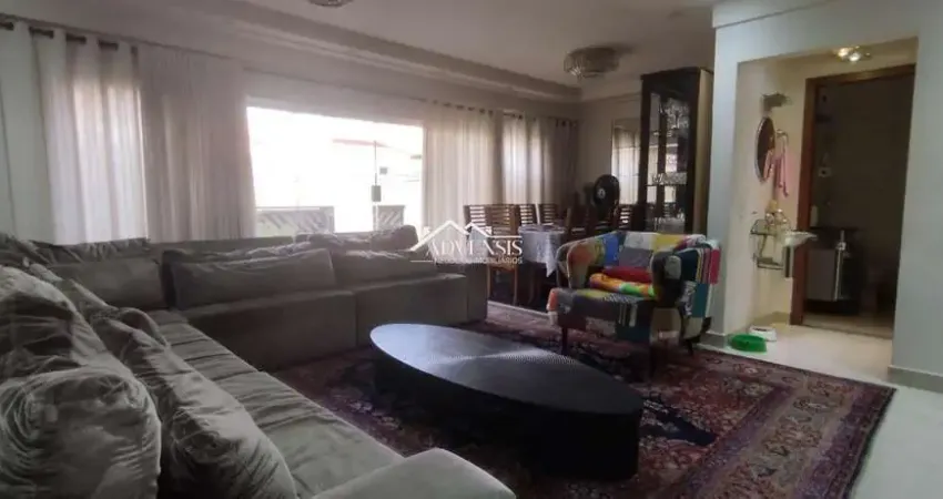 Sobrado para venda em Nova Petrópolis de 400.00m² com 4 Quartos, 2 Suites e 5 Garagens