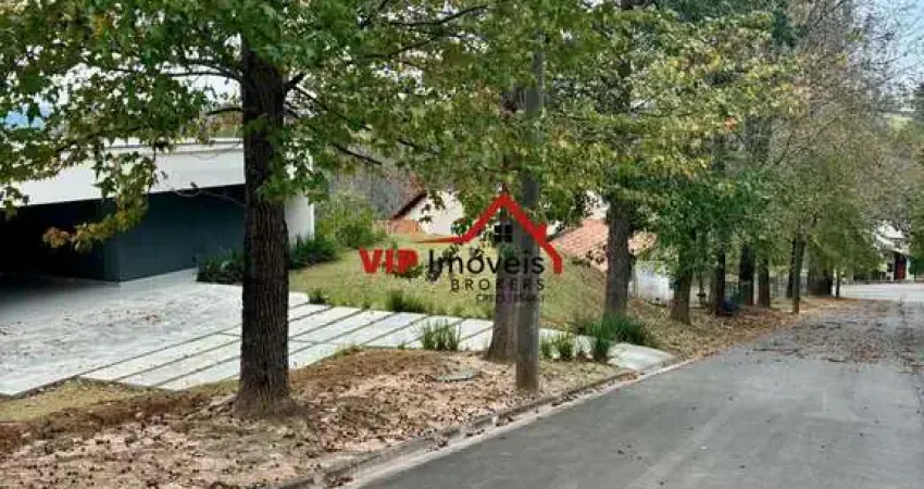 Casa para venda em Ivoturucaia de 408.00m² com 5 Quartos, 2 Suites e 6 Garagens