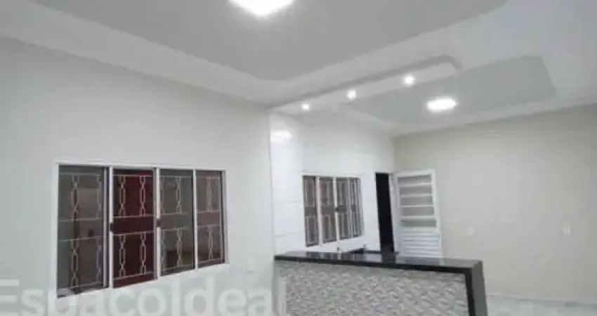 Casa para venda e aluguel em Jardim Santo Antonio de 78.00m² com 2 Quartos e 2 Garagens