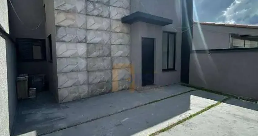 Casa para venda em Vila Lavínia de 75.00m² com 3 Quartos, 1 Suite e 2 Garagens
