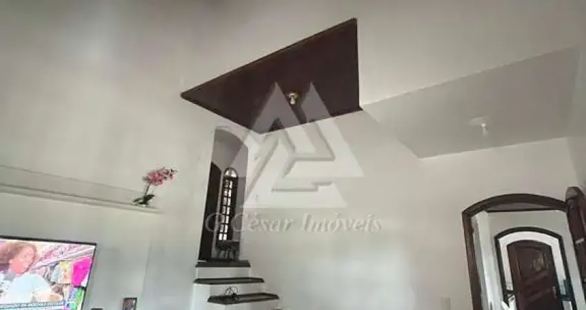 Casa para venda em Dos Finco de 2000.00m² com 4 Quartos, 3 Suites e 12 Garagens