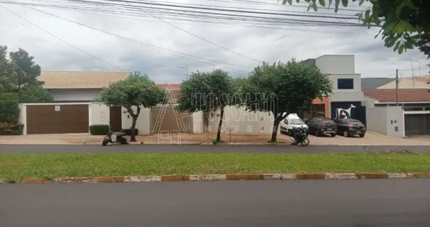 Casa para venda em Vila Harmonia de 284.00m² com 3 Quartos, 1 Suite e 5 Garagens
