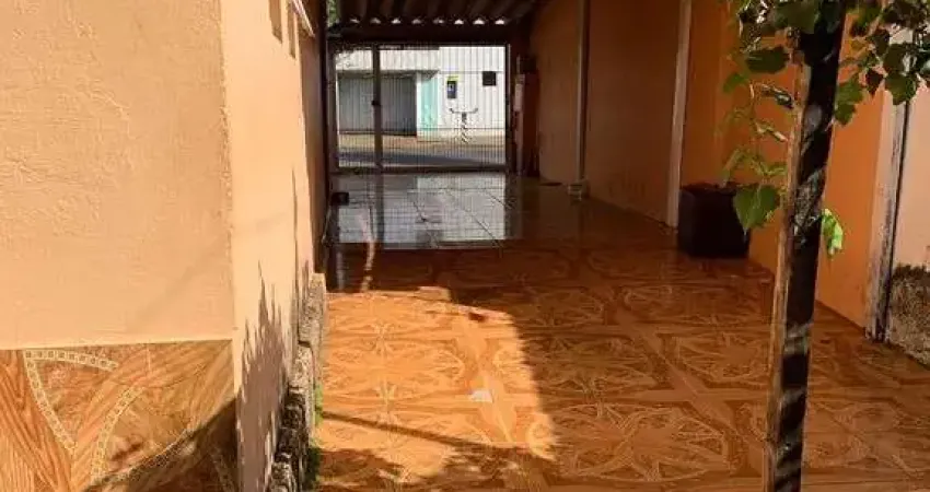 Casa para venda em Jardim Ouro Verde de 250.00m² com 2 Quartos e 3 Garagens