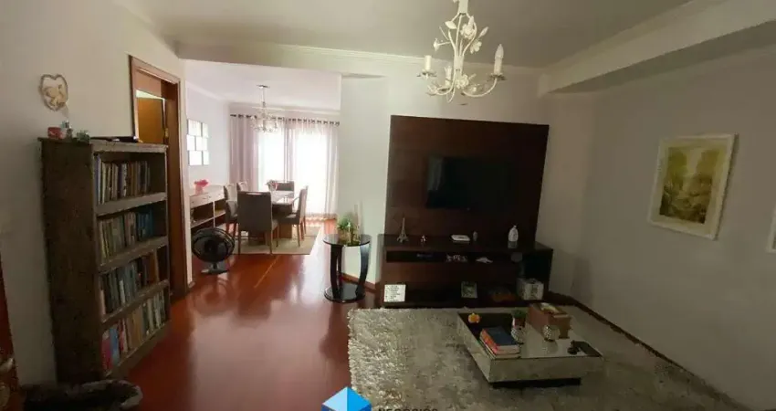 Casa para venda em Jardim São Roque de 100.00m² com 3 Quartos, 1 Suite e 2 Garagens
