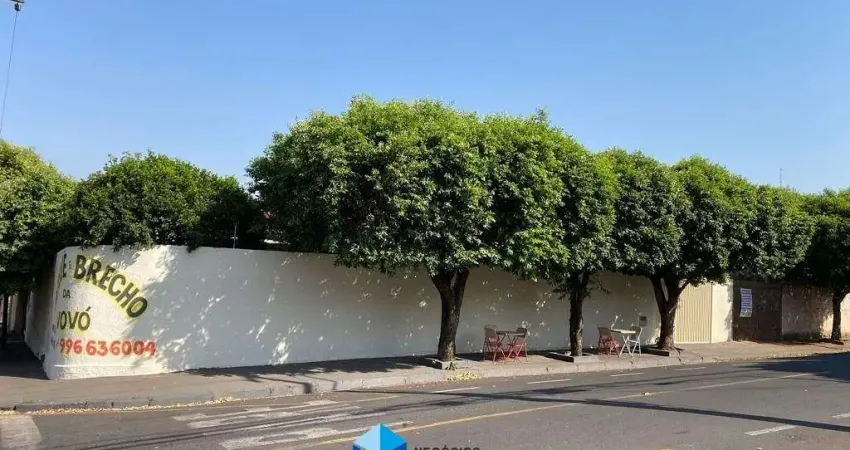 Casa para venda em Parque Jaguaré de 200.00m² com 3 Quartos, 3 Suites e 4 Garagens