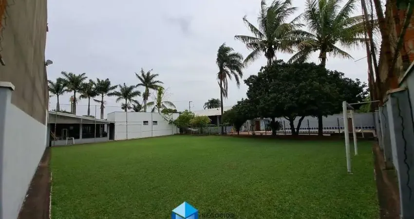 Chácara para venda em Bairro Dos Pires de 460.00m² com 3 Quartos, 2 Suites e 4 Garagens