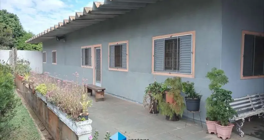 Chácara para venda em Bairro Dos Pires de 130.00m² com 2 Quartos, 1 Suite e 10 Garagens