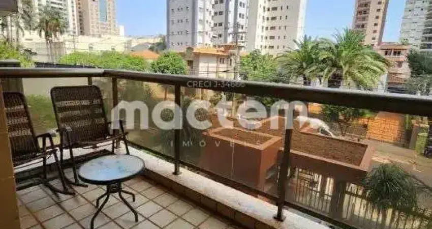 Apartamento para venda em Centro de 151.00m² com 4 Quartos, 3 Suites e 3 Garagens