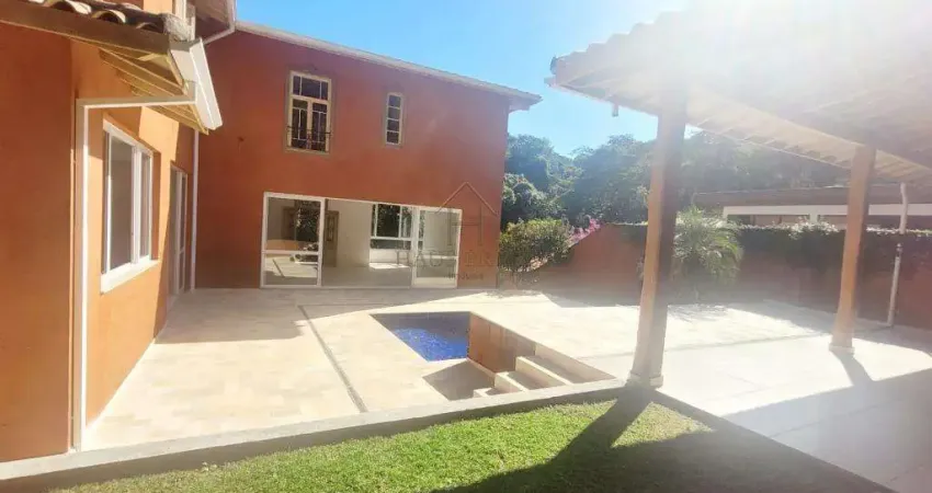 Casa de Condomínio para venda em Altos De São Fernando de 410.00m² com 4 Quartos, 4 Suites e 6 Garagens