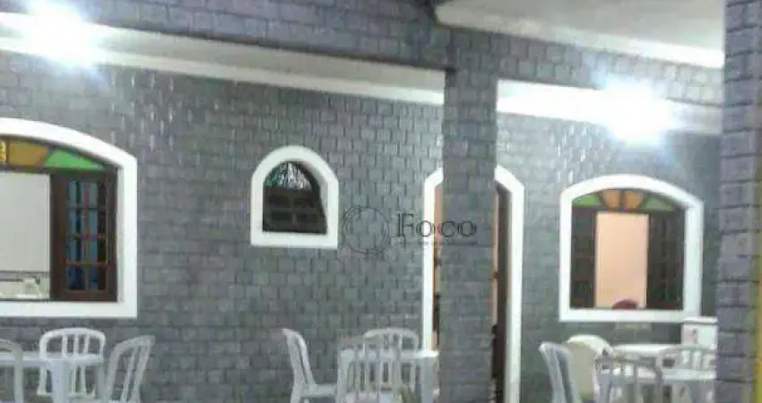 Casa para alugar em Parque São Miguel de 240.00m² com 4 Quartos e 12 Garagens