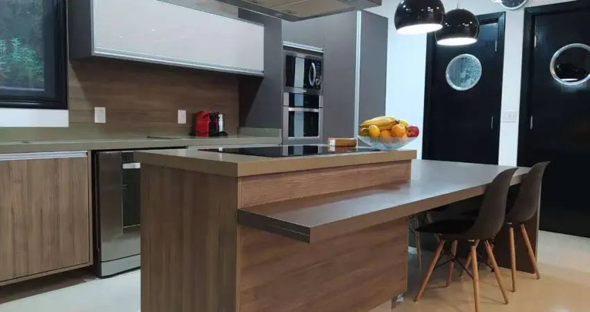 Casa para venda em Vila Nova Socorro de 411.00m² com 4 Quartos, 4 Suites e 6 Garagens