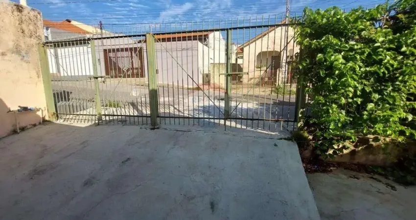 Casa para venda em Vila Santana I de 183.00m² com 4 Quartos, 1 Suite e 5 Garagens