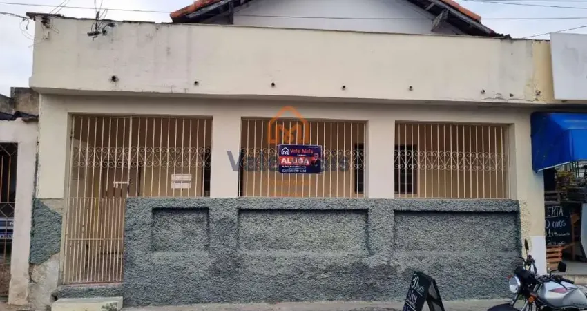 Casa para alugar em Vila Expedicionários Cruzeirenses de 158.00m² com 3 Quartos e 1 Garagem