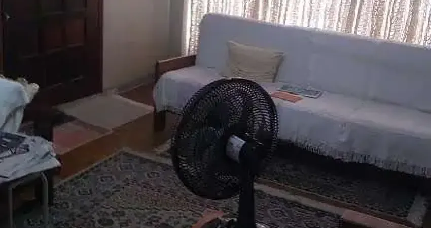 Sobrado para venda e aluguel em Centro de 176.00m² com 2 Quartos e 3 Garagens