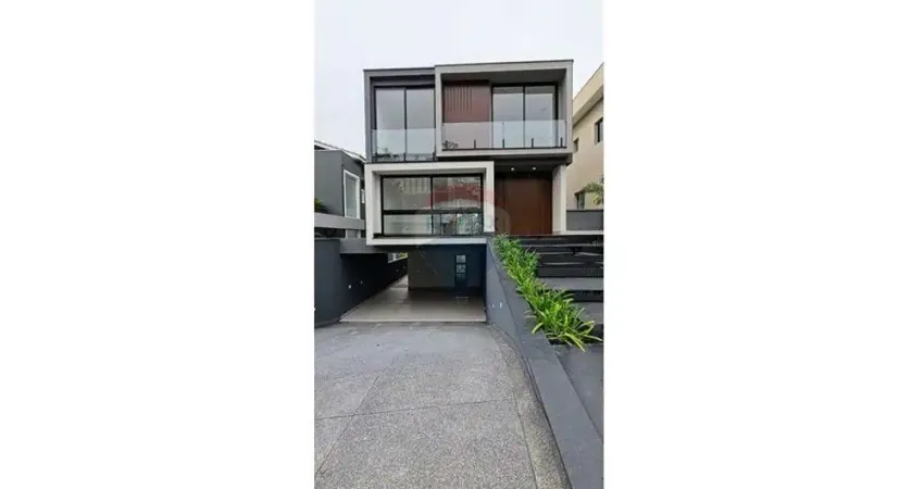 Casa para venda em Residencial Real Park de 374.00m² com 4 Quartos, 4 Suites e 4 Garagens