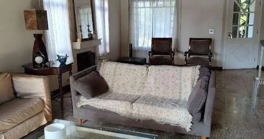 Casa para venda em Morada Dos Pássaros de 320.00m² com 4 Quartos e 2 Suites