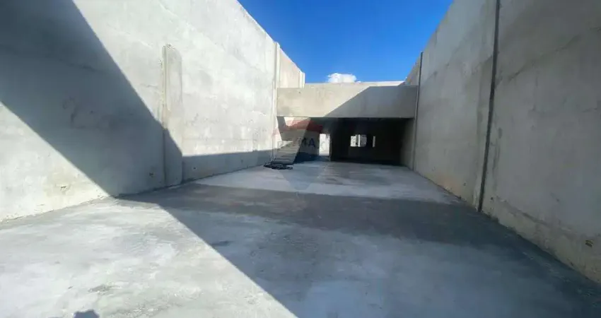 Galpão / Depósito / Armazém para alugar em Jardim Ponte Grande de 160.00m²