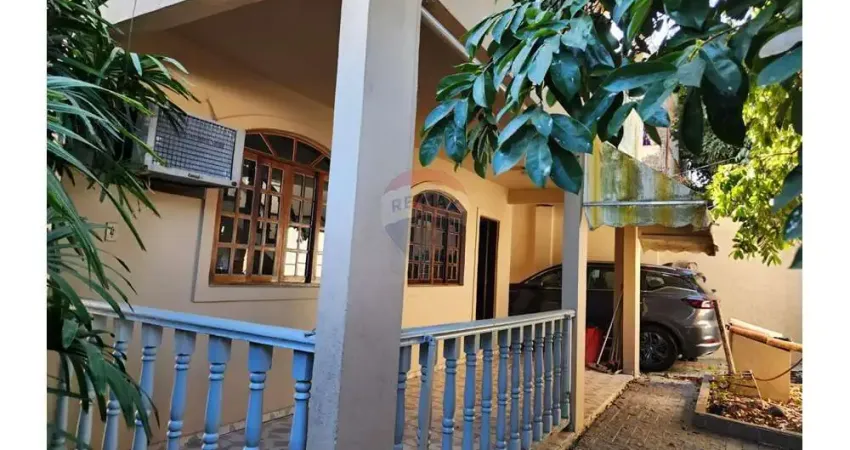 Casa para venda em Curicica de 300.00m² com 4 Quartos, 2 Suites e 2 Garagens