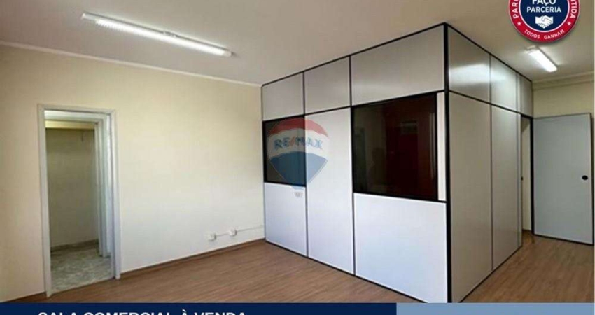 Sala Comercial para venda em Centro de 60.00m² com 1 Garagem