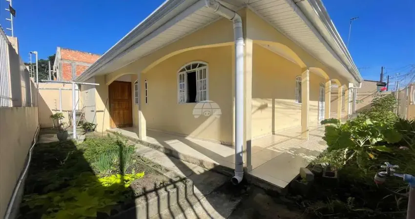 Casa para venda em Iná de 184.00m² com 3 Quartos, 1 Suite e 2 Garagens