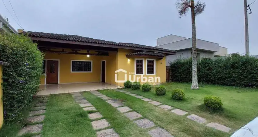 Casa de Condomínio para alugar em Jatobá de 260.00m² com 3 Quartos, 1 Suite e 4 Garagens
