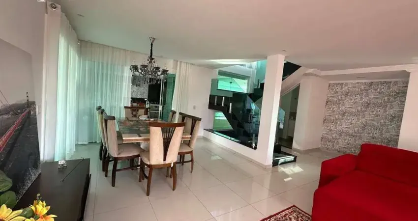 Casa de Condomínio para venda e aluguel em Parque Residencial Itapeti de 300.00m² com 3 Quartos, 1 Suite e 10 Garagens