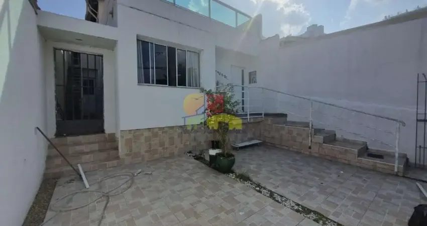 Casa para venda em Rudge Ramos de 160.00m² com 2 Quartos, 1 Suite e 2 Garagens