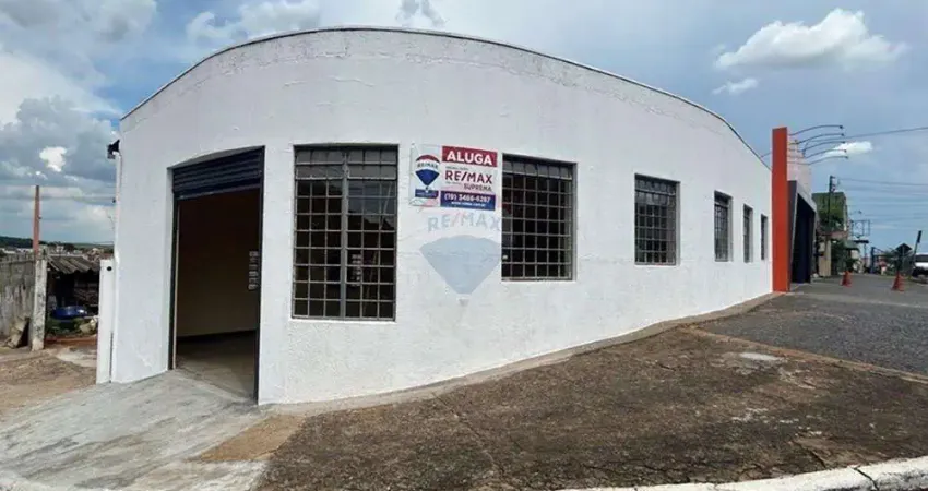 Casa comercial para alugar na Avenida Carlos Botelho, 686, Centro, Nova Odessa