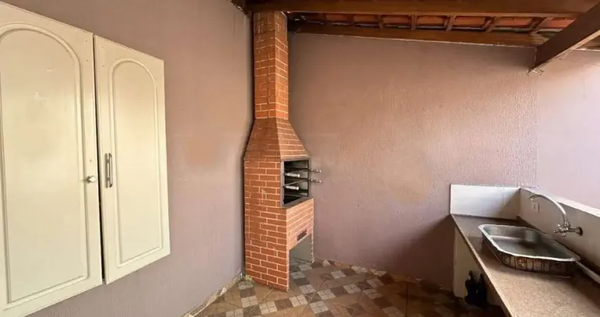 Casa para venda em Nhô Quim de 120.00m² com 3 Quartos, 1 Suite e 4 Garagens