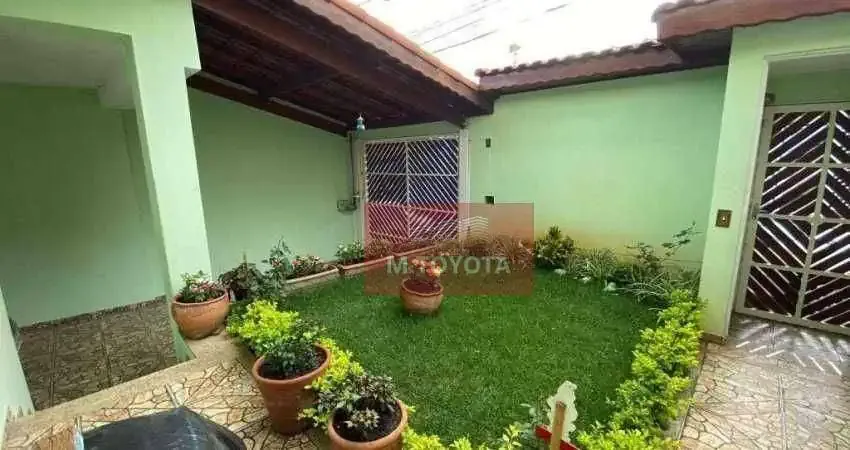 Sobrado para venda em Gopoúva de 290.00m² com 4 Quartos, 1 Suite e 5 Garagens
