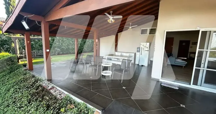 Sobrado para venda em Jardim das Cachoeiras de 233.00m² com 4 Quartos, 3 Suites e 5 Garagens