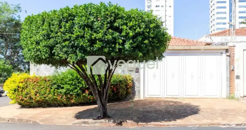 Casa para alugar em Jardim São Luiz de 214.00m² com 4 Quartos, 2 Suites e 2 Garagens